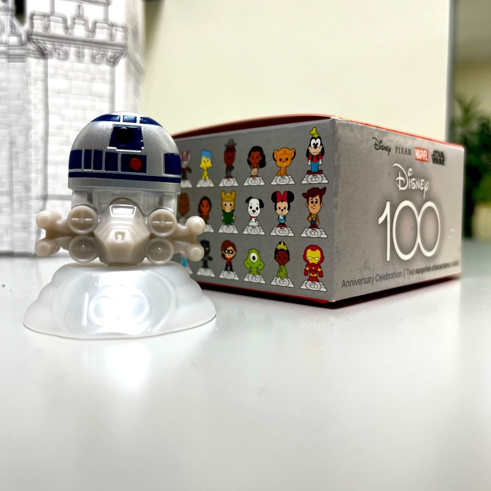 Disney McDonald’s 100 Anniversary Celebration Happy Meal Toy | R2D2